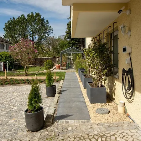 Luegete 28, Witikon Apartment Zurich